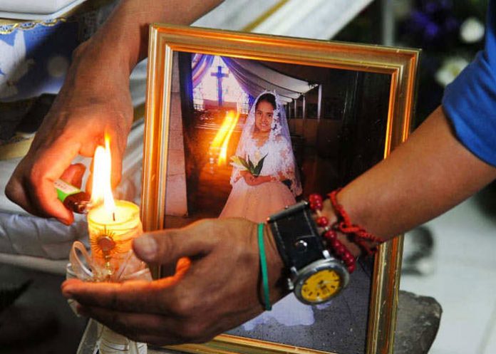 01_7F9A9Rd el salvador