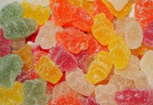 Reino Unido quiere prohibir la venta de golosinas para reducir la obesidad infantil reino unido