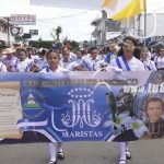 Alumnos desfilan por la ciudad de Estelí nicaragua
