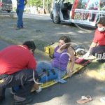 Motociclista y acompañante resultan lesionados tras impactar contra camioneta nicaragua