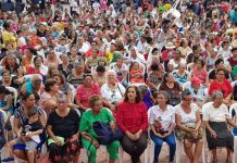 Música, pastel y flores en gigantesca celebración a las madres nicaragua