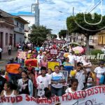 Granadinos caminan conmemorando natalicio del poeta Rubén Darío nicaragua