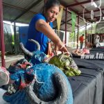 Exponen taller de máscaras «Artesanías Corina» en el Parque de Ferias nicaragua