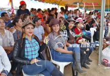 Familias asisten a las fiestas agostinas del municipio Ciudad Sandino nicaragua