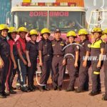 Bomberos mujeres realizan exhibición sobre extinción de incendio nicaragua
