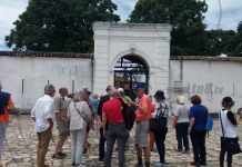 Turistas continúan llegando a la ciudad de Granada nicaragua