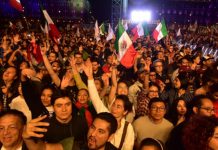 Miles de mexicanos celebran la victoria de López Obrador