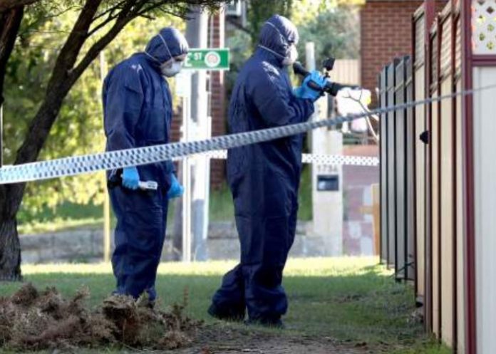 asesinato en una casa