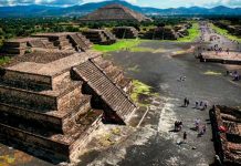 Descubren una cámara secreta y un túnel debajo de una pirámide en México