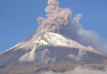 México: Registran dos sismos y emisión de cenizas del volcán Popocatépetl