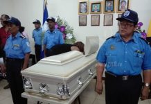 Ascienden a grado póstumo a oficial de Policía asesinado en el Caribe Sur
