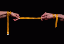 Crean ‘brazalete anticontagio’ por coronavirus peru