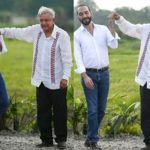 ¡Asombroso! AMLO «galletea» al presidente de El Salvador presidente de el salvador