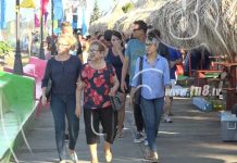 Visitantes encantados con las bellezas del Puerto Salvador Allende managua