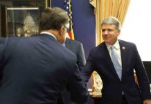 Legisladores piden a Trump que no corte ayuda al Triángulo Norte eeuu