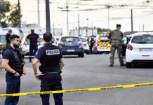Mujer abre fuego desde la ventana de su casa en el centro de Lyon francia
