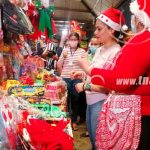 Promociones en productos navideños en el mercado Iván Montenegro nicaragua