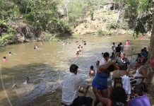 Veraneantes y religiosos hacen presencia en ríos nandaimeños nicaragua