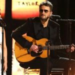 Grammy 2018: Artistas country honran a todas las víctimas de tiroteos