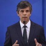 Incompatibilidades» con Bolsonaro: Ministro de Salud de Brasil renuncia brasil