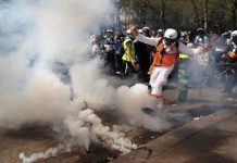 París: Detiene a más de 100 personas en la 23.ª semana de protestas paris