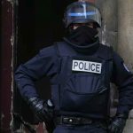 Detienen a hombre armado con un cuchillo cerca de un colegio judío francés paris