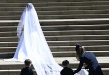 Clare Waight Keller diseñó elegante vestido de Meghan Markle reino unido