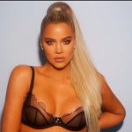 Khloé Kardashian luce su pancita en atrevido topless estados unidos