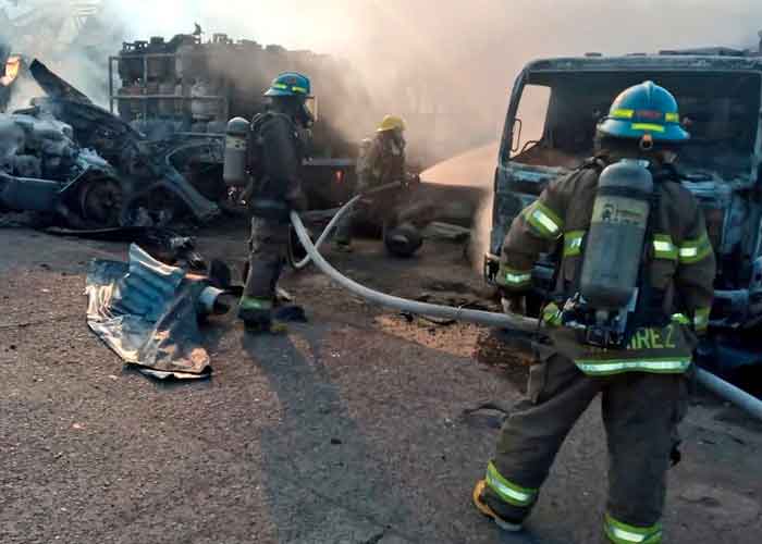 1_VfcCTAK el salvador