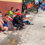 Migrantes llegan a la frontera México-Guatemala migrantes