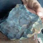 Indonesia: Hombre se vuelve millonario al vender meteorito indonesia