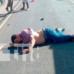 Motociclista casi queda sin pie tras impactar contra cisterna en Tipitapa nicaragua
