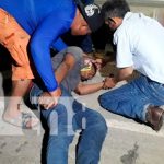 Hombre en estado de ebriedad es atropellado por furgón nicaragua