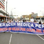 Médicos peruanos se van a huelga nacional indefinida este miércoles medicos peruano