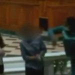 EE.UU.: Mujer es golpeada en plena misa transmitida en vivo (VIDEO) estados unidos