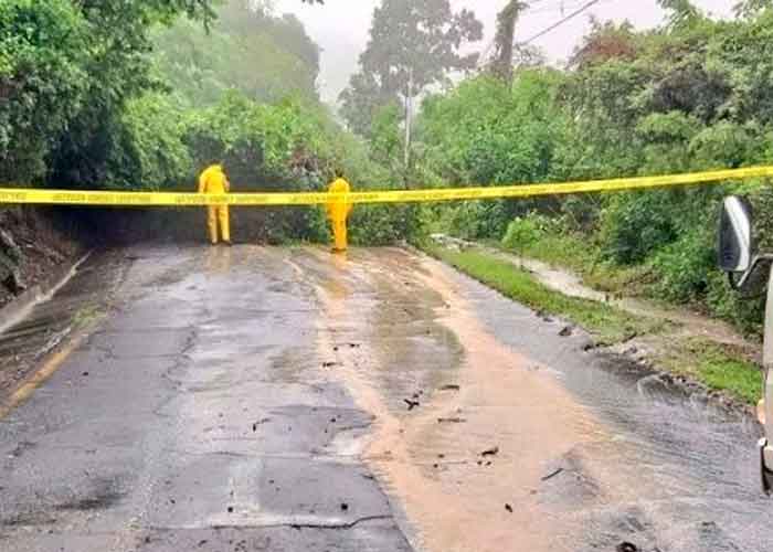 1_ovMYBHj el salvador