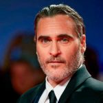 Joaquin Phoenix y Renée Zellweger, entre los presentadores de Globos de Oro cine