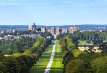 Windsor se engalana para la boda real, a la que no irá el padre de la novia reino unido