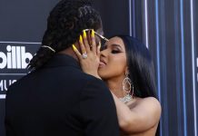 Cardi B enseña todo en los Premios Billboard eeuu