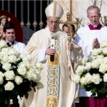 El Papa Francisco oficia misa de Pascua en la Plaza de San Pedro italia
