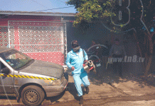 Brigadistas fumigan hogares de anexo a la colonia Primero de Mayo nicaragua