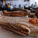 Egipto: Hallan 59 sarcófagos con momias de más de 2.600 años egipto
