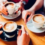 Por qué no debes tomar café en ayunas, según estudio científico salud