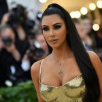 Kim Kardashian resucita un accesorio de los 90´s kim kardashian