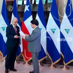 Nuevo embajador de Chile en Nicaragua entrega copias de estilo nicaragua