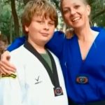 adolescente estrangula a su madre