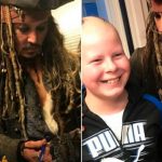 Johnny Depp dio vida a Jack Sparrow y visitó a niños con cáncer johnny depp