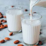 Conocé las propiedades y beneficios de la leche de almendras salud