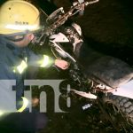 Motocicleta agarra fuego repentinamente en la Isla de Ometepe nicaragua