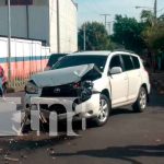 Ven de cerca la muerte al ser impactados por camioneta en Managua nicaragua, accidente, lesionados, seguridad vial, managua